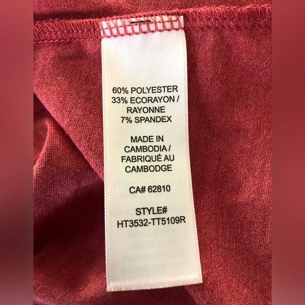 Ricki’s Basic Tee - Picture 5 of 6